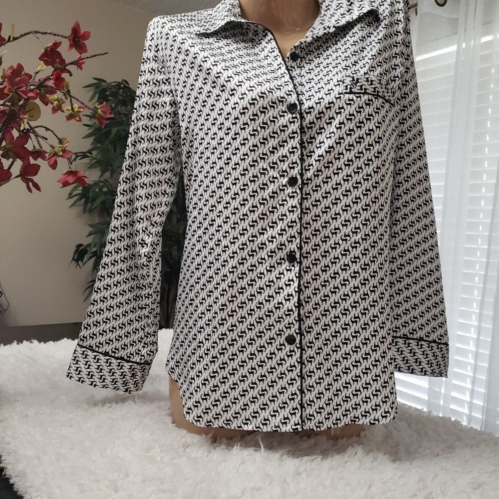 Victoria's Secret satin jacket pajama reindeers